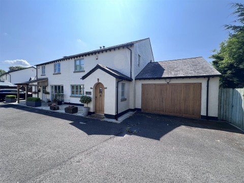 View Full Details for Brownhill Lane, Longton, Preston