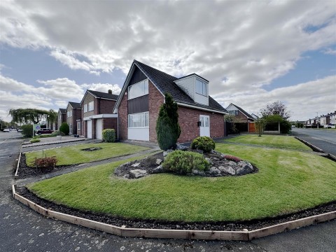 View Full Details for Shirley Lane, Longton, Preston