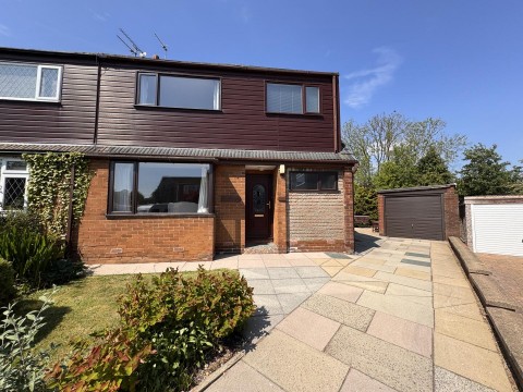 View Full Details for Birkdale Close, Longton