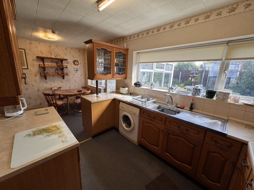 Images for Brookway, Longton