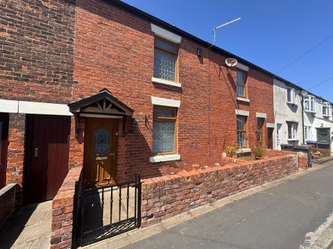 View Full Details for Liverpool Old Road, Walmer Bridge