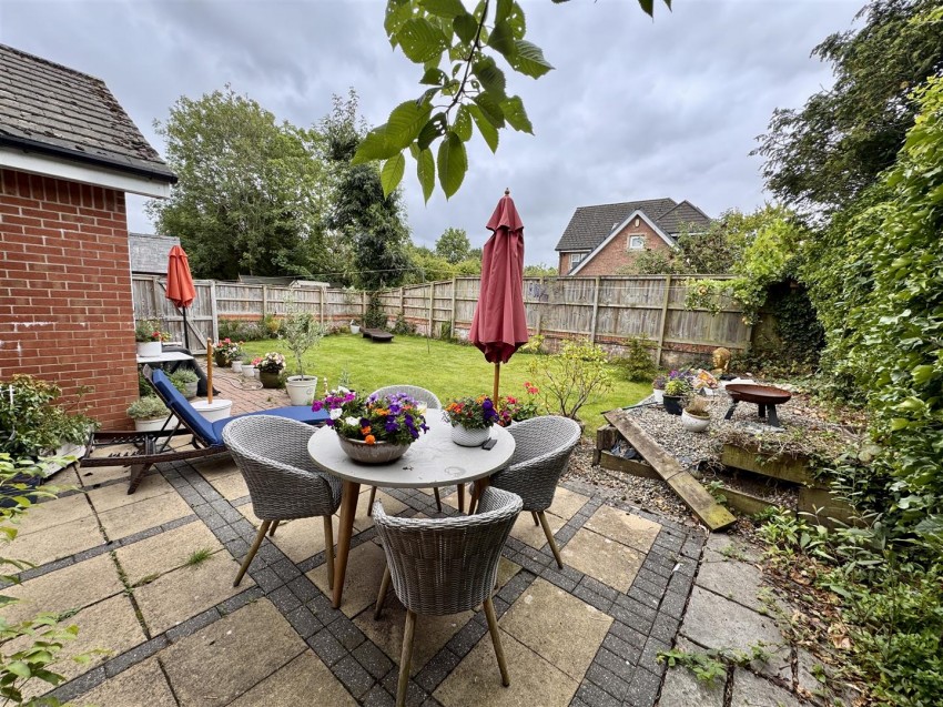 Images for Marsh Lane, Longton