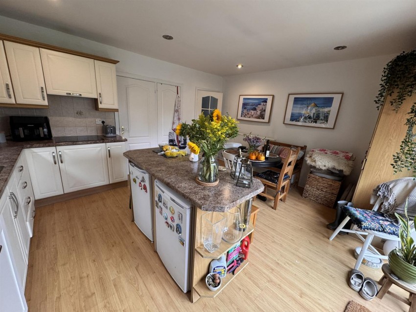 Images for Marsh Lane, Longton