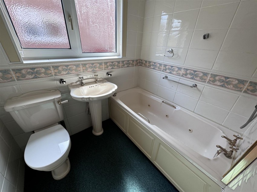 Images for Brookway, Longton
