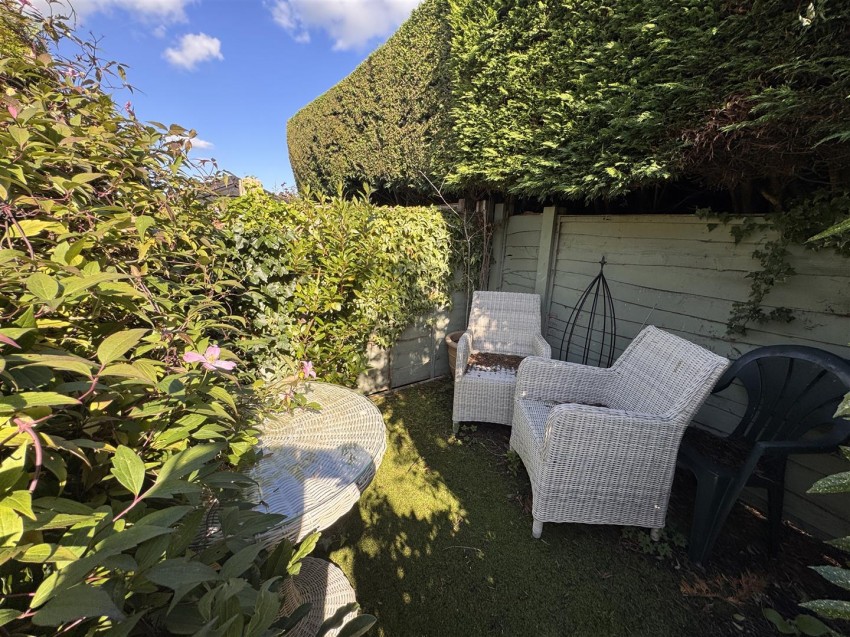 Images for Dale Avenue, Longton