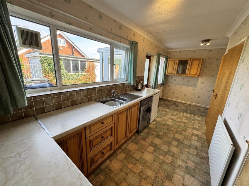 Images for Manorcroft, Longton