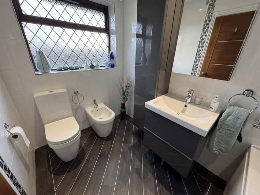 Images for Moorfield Hamlet, Shaw