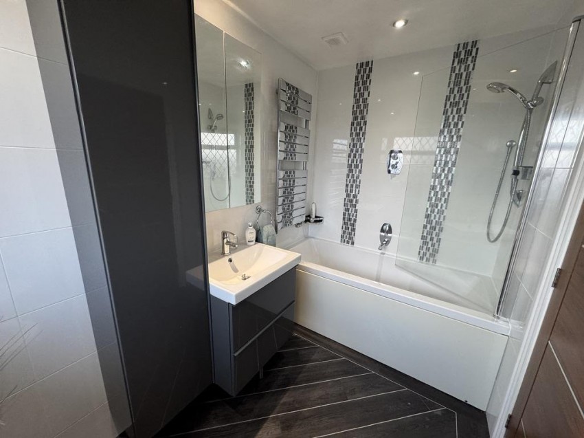 Images for Moorfield Hamlet, Shaw