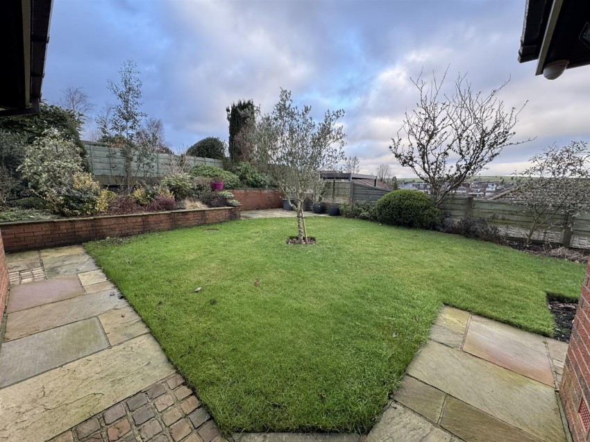 Images for Moorfield Hamlet, Shaw