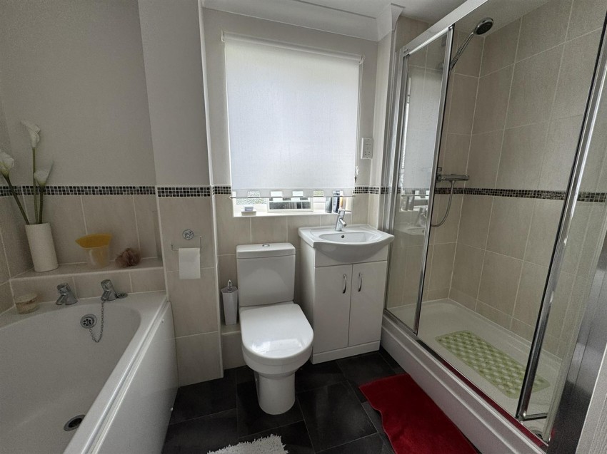 Images for Regency Gardens, New Longton